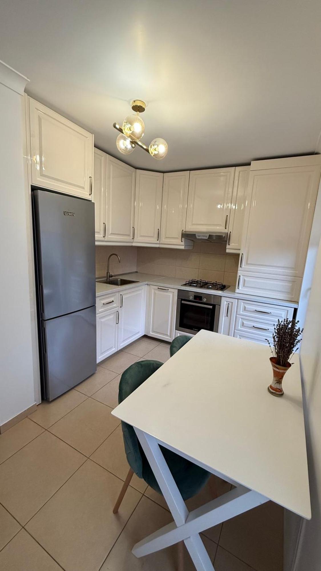 Coresi Spacious And Comfortable, Gbwifi, Parking Braşov Esterno foto